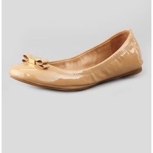 Tory Burch Eddie logo bow flat size 8